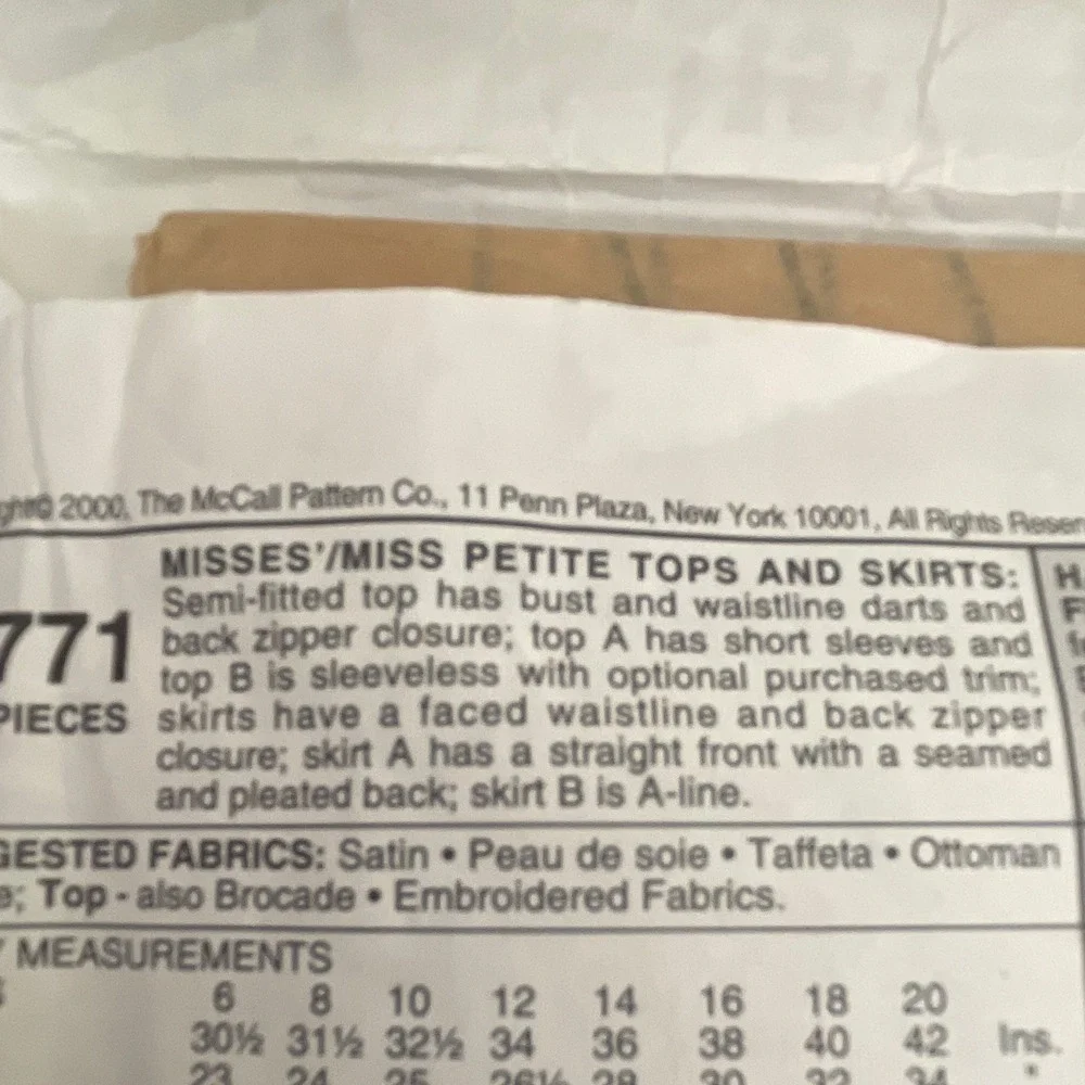 McCalls 2771 Sewing Pattern Misses Petite Top Skirt Sz 12‎ 14 16 Uncut 2000s